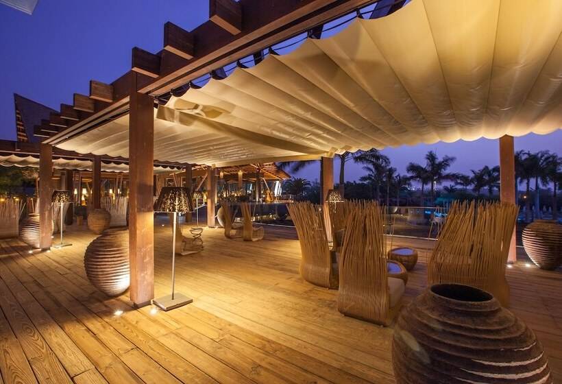 Lopesan Baobab Resort