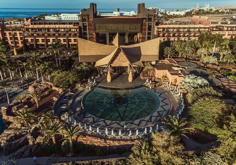 Lopesan Baobab Resort