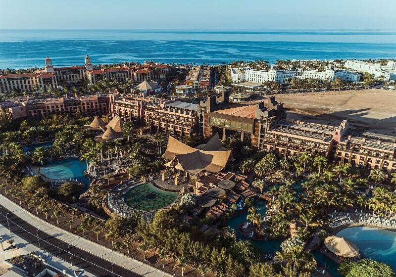 Lopesan Baobab Resort