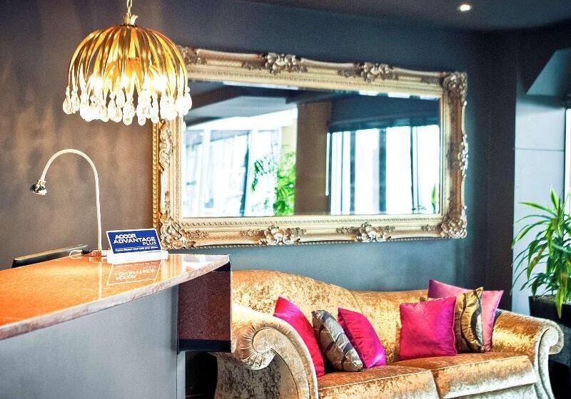 Mercure Wellington Central City Hotel And Apartments