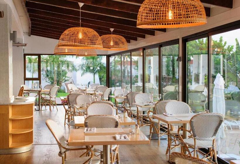 Sunprime Atlantic View Suite & Spa