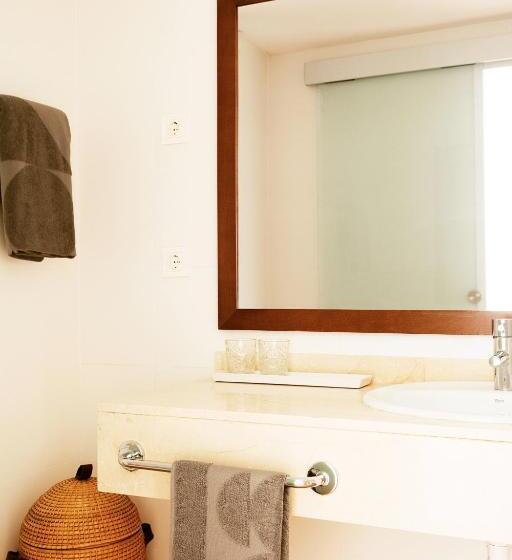 Sunprime Atlantic View Suite & Spa