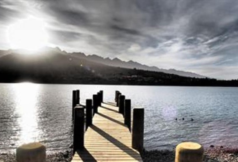 The Rees Hotel & Luxury Apartments