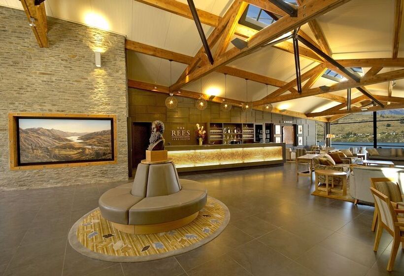 The Rees Hotel & Luxury Apartments