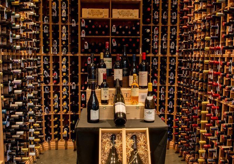 The Rees Hotel & Luxury Apartments