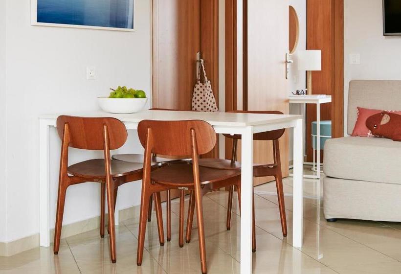 בית מלון כפרי Caldera Beach