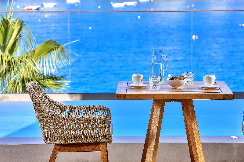 Отель Castello Infinity Suites   Adults Only