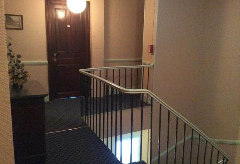 Отель Le Céciré