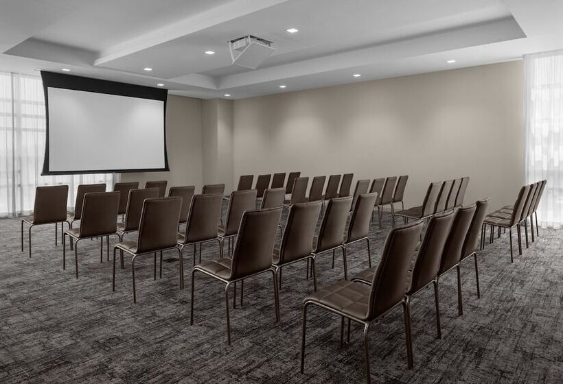 Ac Hotel By Marriott Miami Dadeland