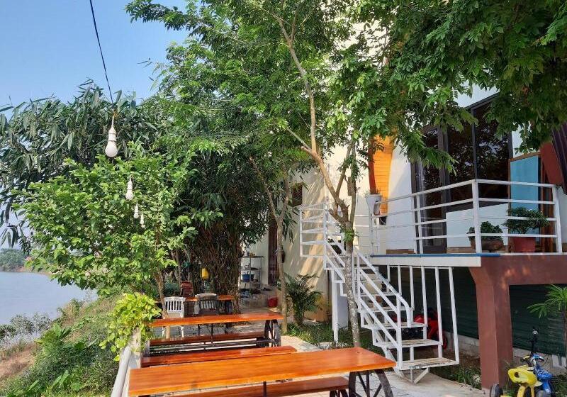 هتل Areca Bungalow