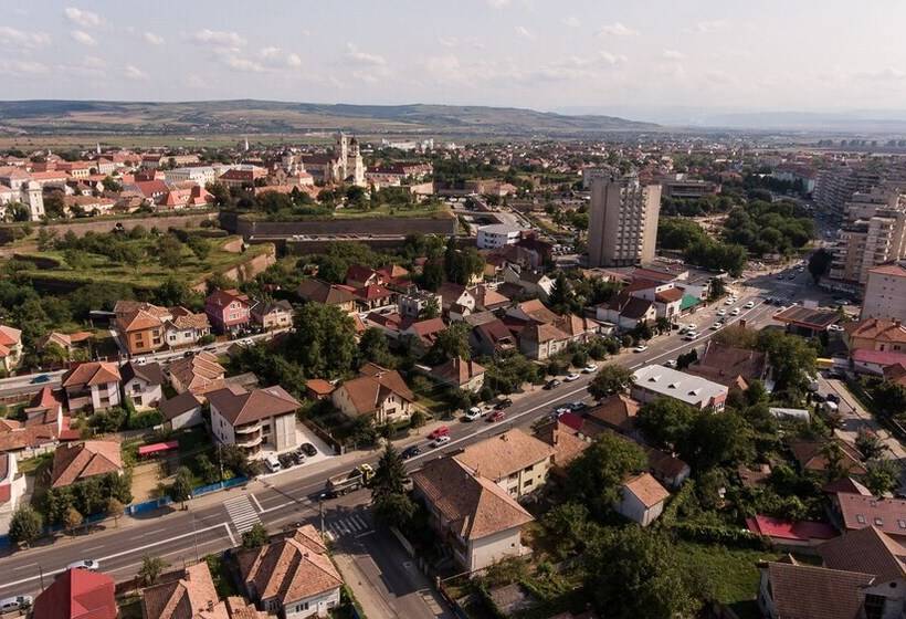 בית מלון כפרי Ave, Alba!