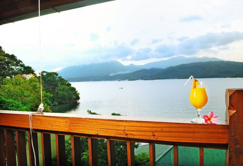 فندق Bastianos Lembeh Dive Resort