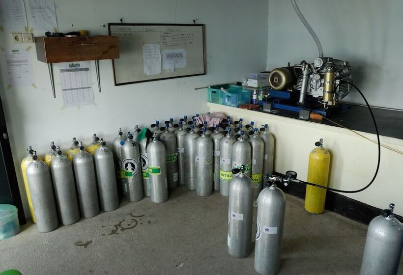 فندق Bastianos Lembeh Dive Resort