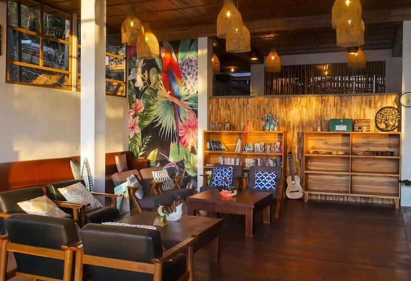 فندق Bastianos Lembeh Dive Resort