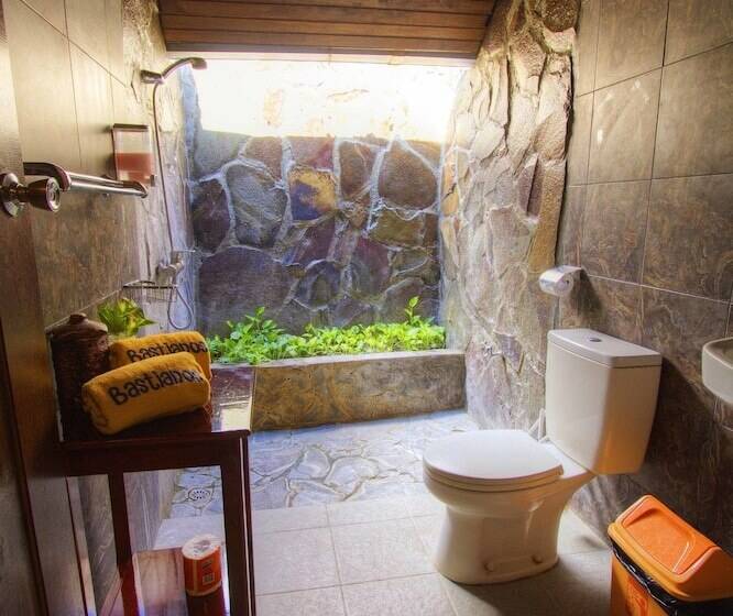 فندق Bastianos Lembeh Dive Resort