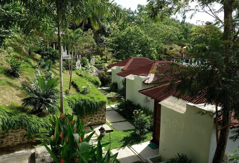 فندق Bastianos Lembeh Dive Resort