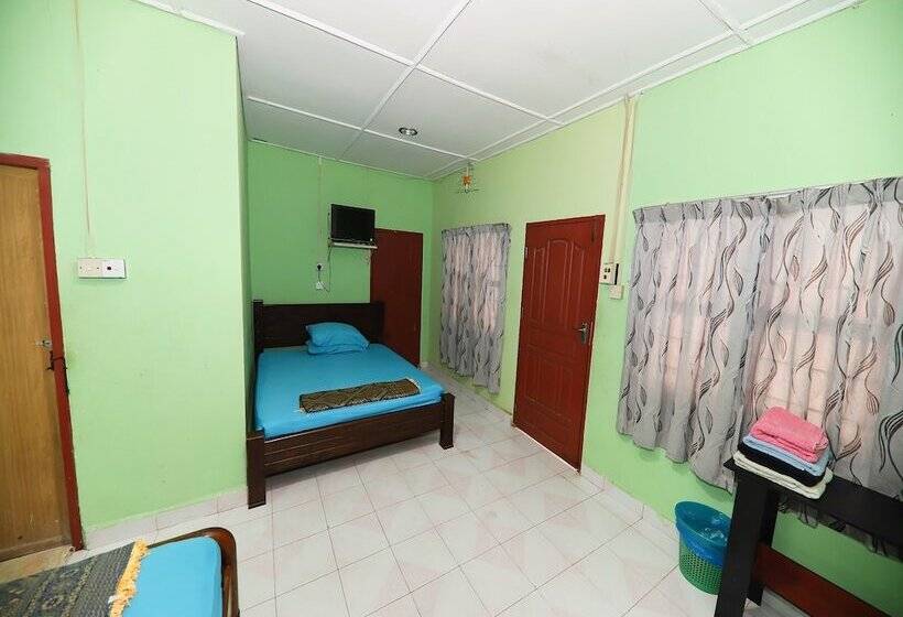 فندق Bayu Beach Chalet Pcb