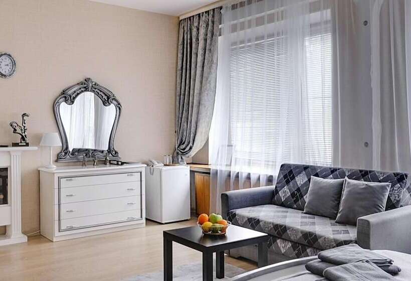 هتل Boyarskaya Usadba