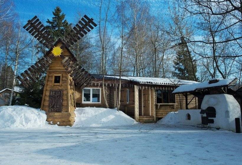 هتل Boyarskaya Usadba