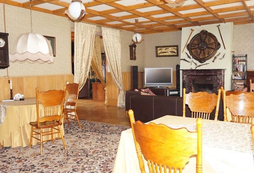 هتل Boyarskaya Usadba