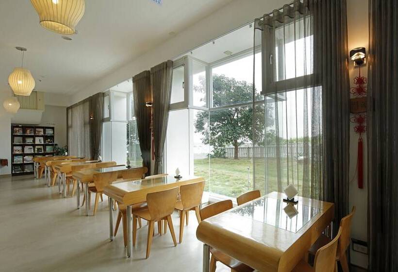 هتل Zhi Da Craft Service Guest House