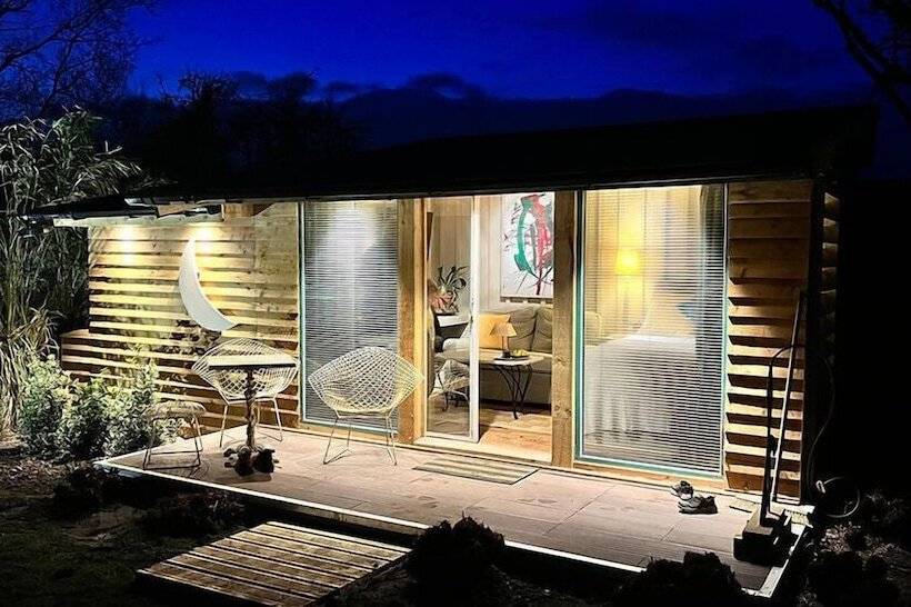 فندق Cedar House Boutique B&b