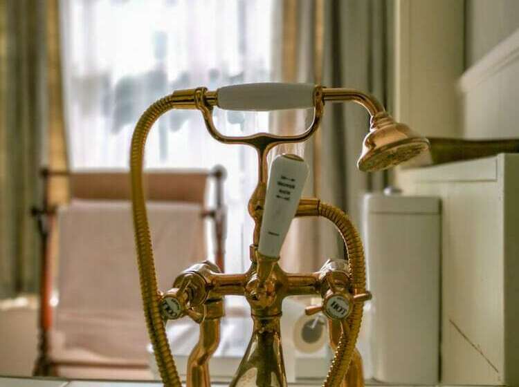 فندق Cedar House Boutique B&b