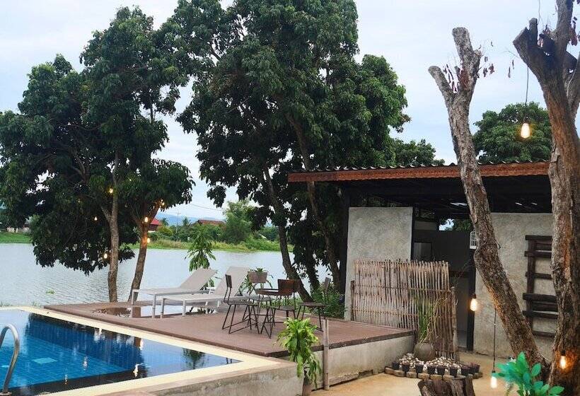 ホテル Doi Inthanon Riverside Resort