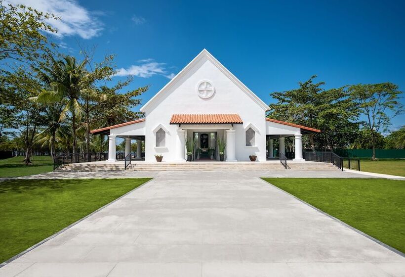 هتل Dusit Thani Lubi Plantation Resort