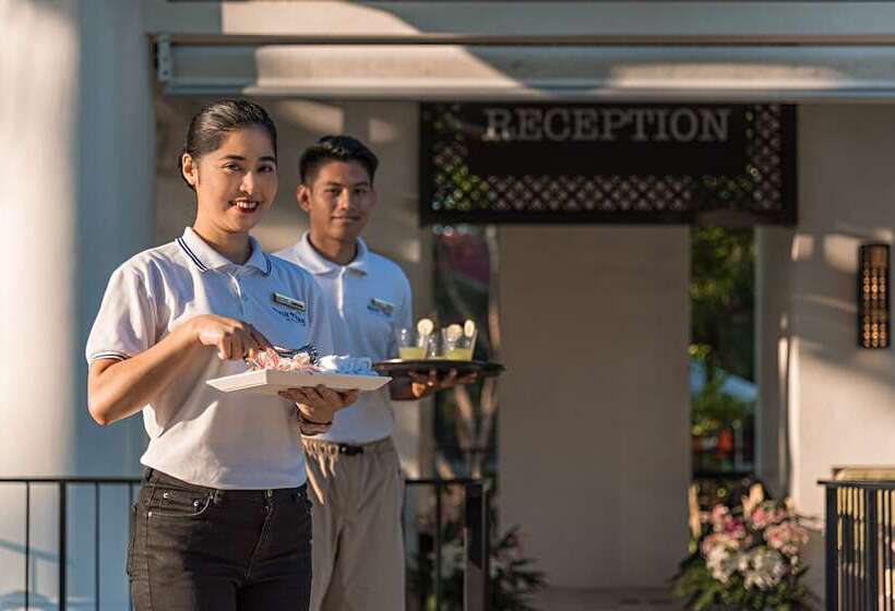 هتل Dusit Thani Lubi Plantation Resort