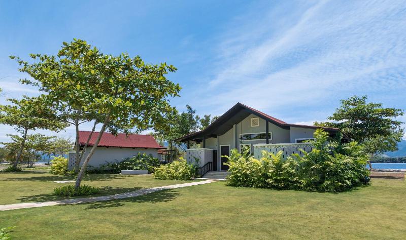 هتل Dusit Thani Lubi Plantation Resort