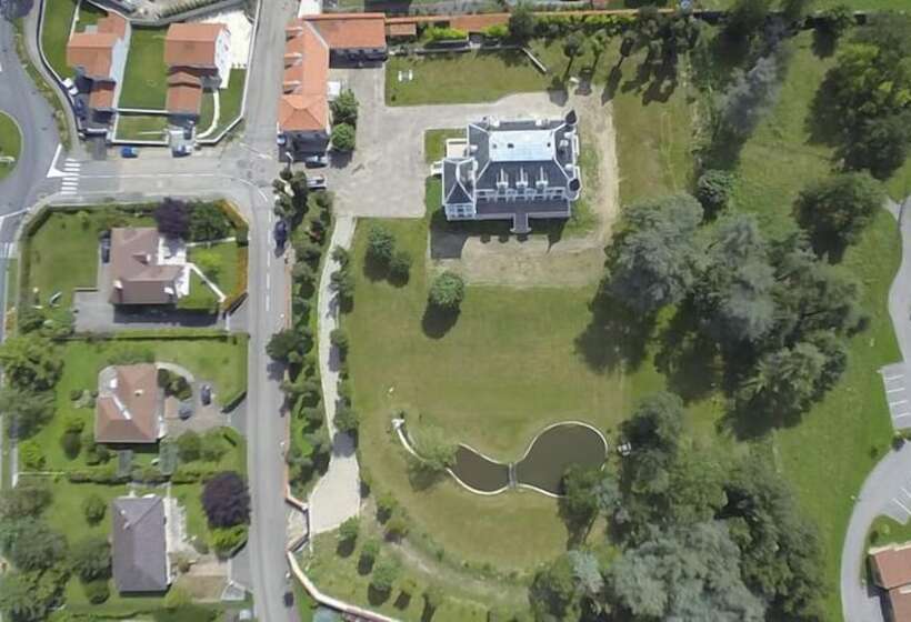 호텔 Eclosion Château Hôtel & Restaurant