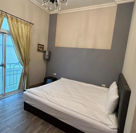 هتل Empire Pacific Castle 龍潭科學園區 六福村 小人國 幼獅工業園區