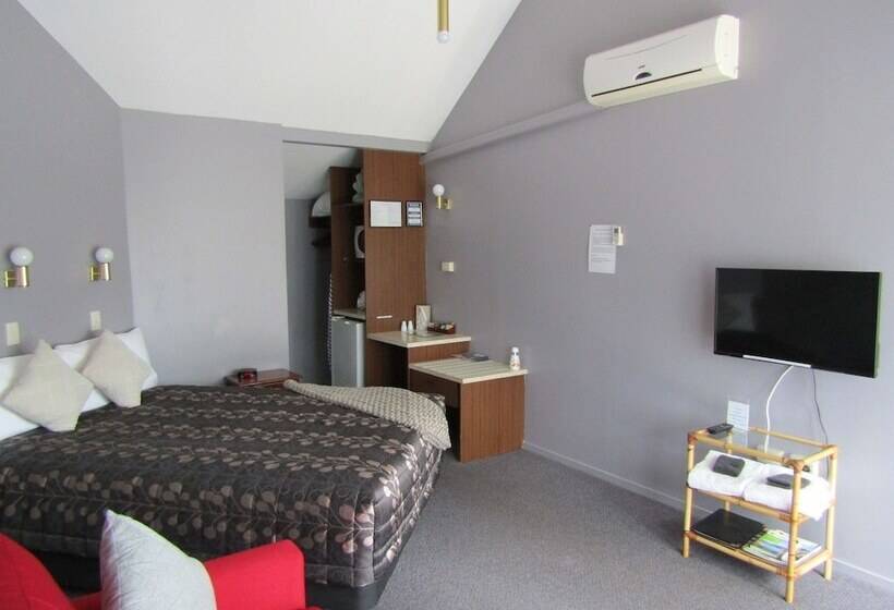 Отель Gateway Motor Lodge