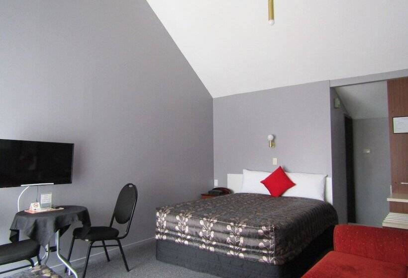 Отель Gateway Motor Lodge