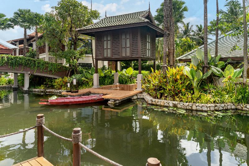 Отель Grand Mercure Khao Lak Bangsak