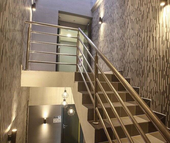 ホテル Grand Village