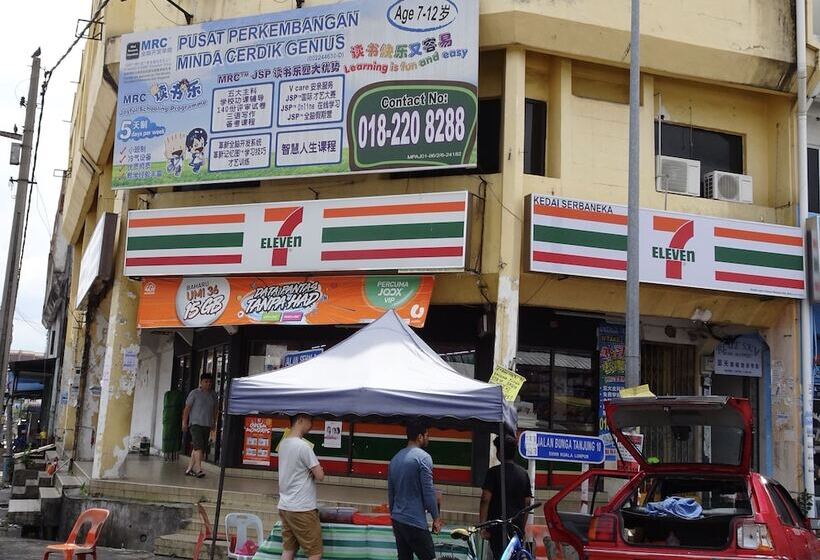 ホテル Grand Village