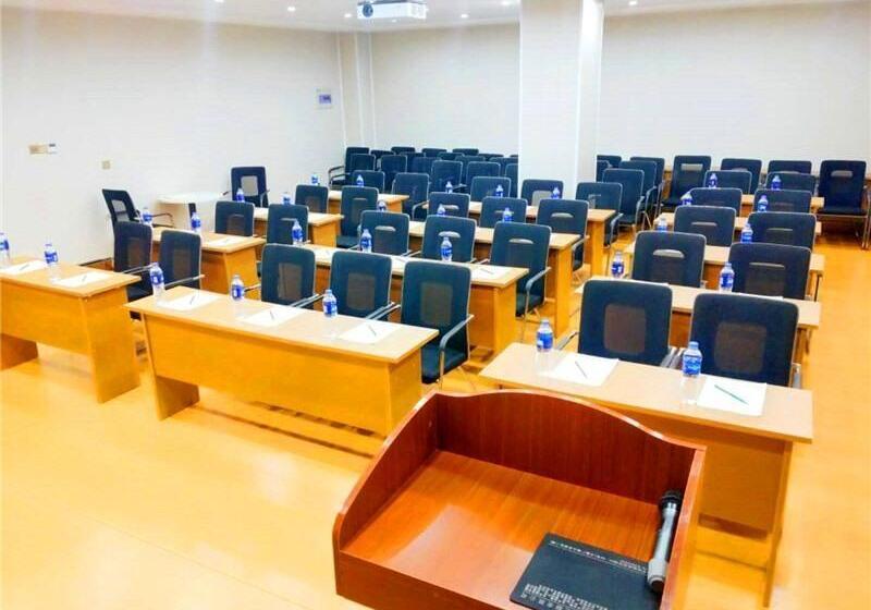 Otel Greentree Inn Jiaxing Haiyan County Passenger Depot Branch