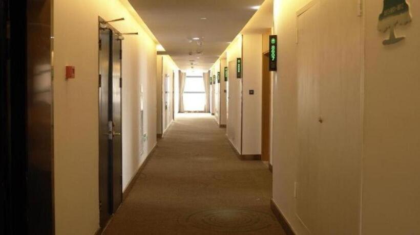 Otel Greentree Inn Jiaxing Haiyan County Passenger Depot Branch