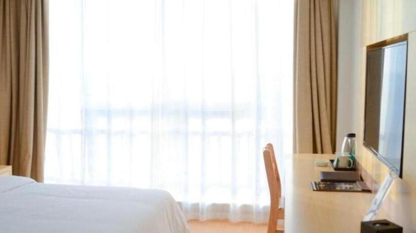 هتل Greentree Inn Qufu High Speed Railway Station