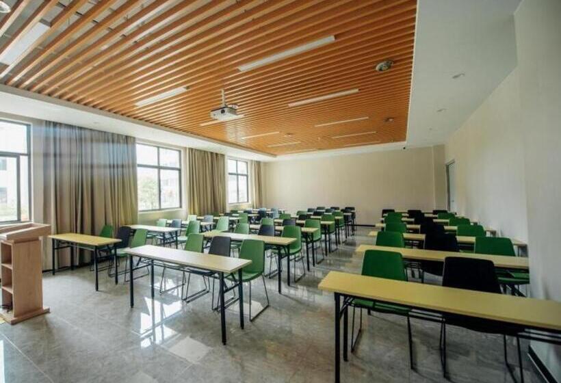 فندق Greentree Inn Taizhou Xinghua City Zhouzhuang Town