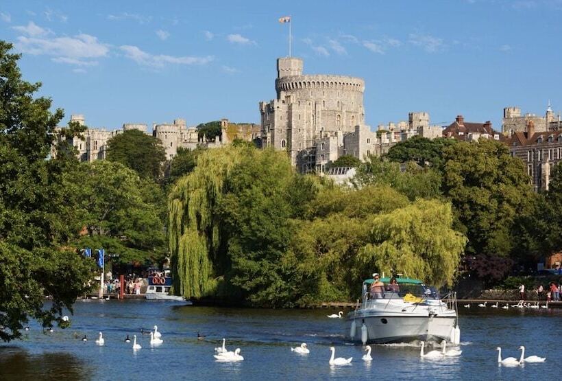 호텔 Heathrow Cottages B&b