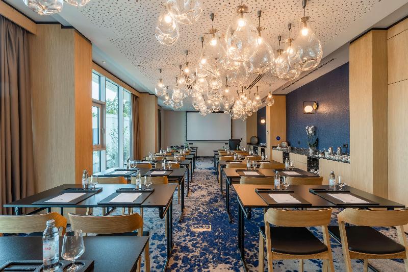 فندق Hilton Rijeka Costabella Beach Resort & Spa