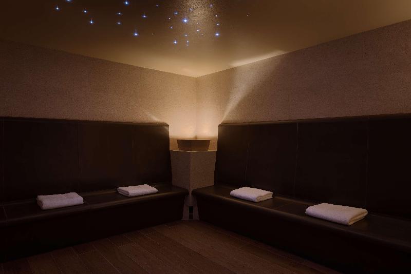 فندق Hilton Rijeka Costabella Beach Resort & Spa