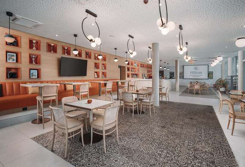 فندق Hilton Rijeka Costabella Beach Resort & Spa