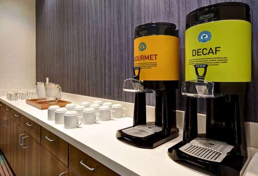 Отель Home2 Suites By Hilton Bowling Green