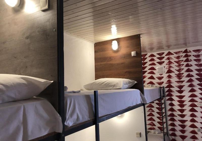 호텔 Hostel Kisa’s Place By Pinch