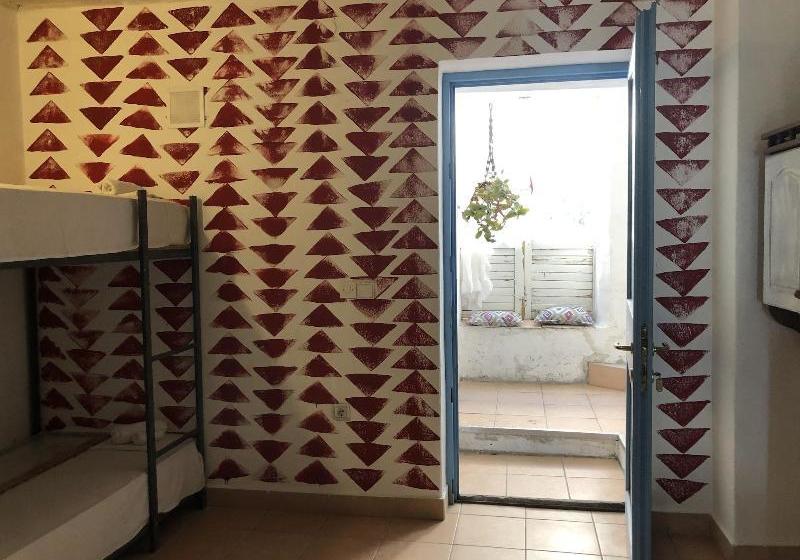 호텔 Hostel Kisa’s Place By Pinch