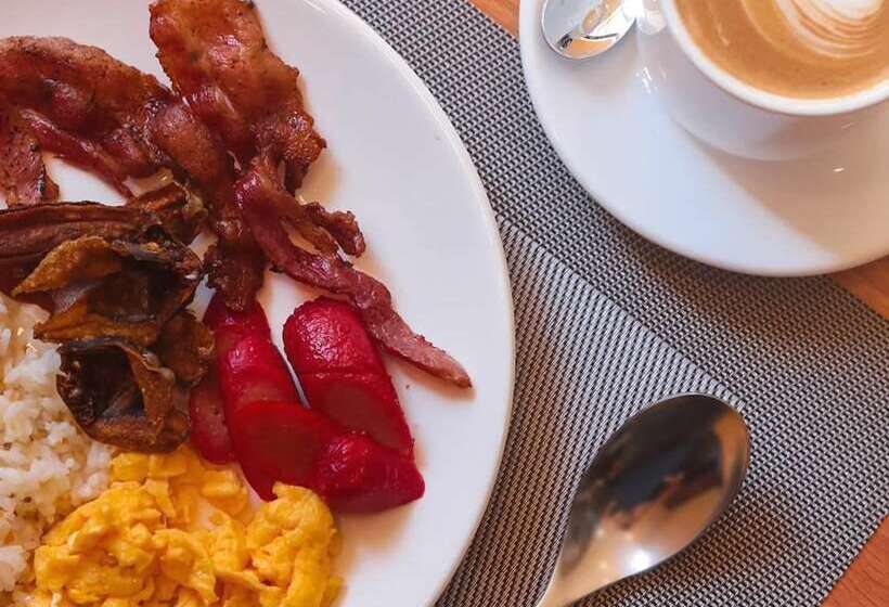 هتل Iloilo Gateway